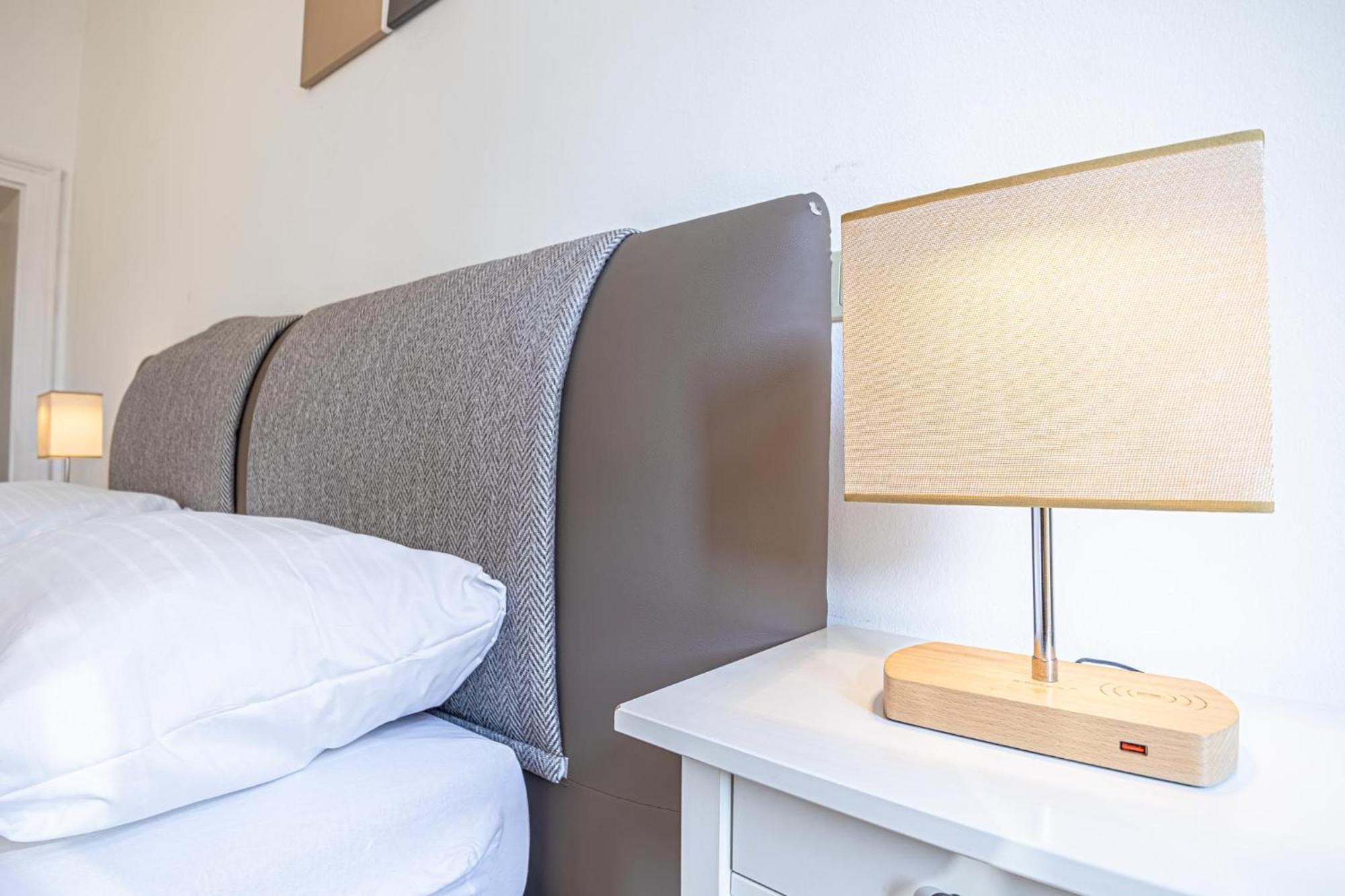 8 Min Walk To Wiener Stadthalle, Stylish 1br Apartmán